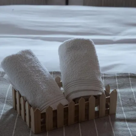 Cozy In Center With Private Parking! Appartement Tríkala