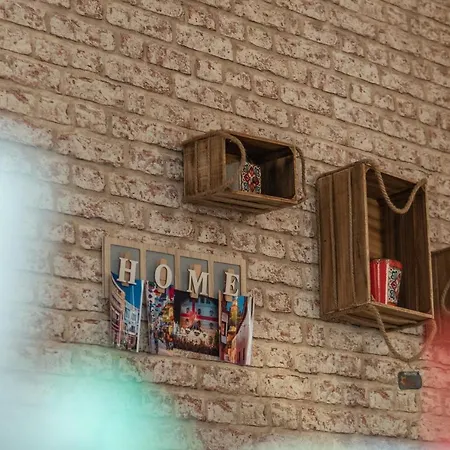 アパート Cozy In Center With Private Parking! Tríkala