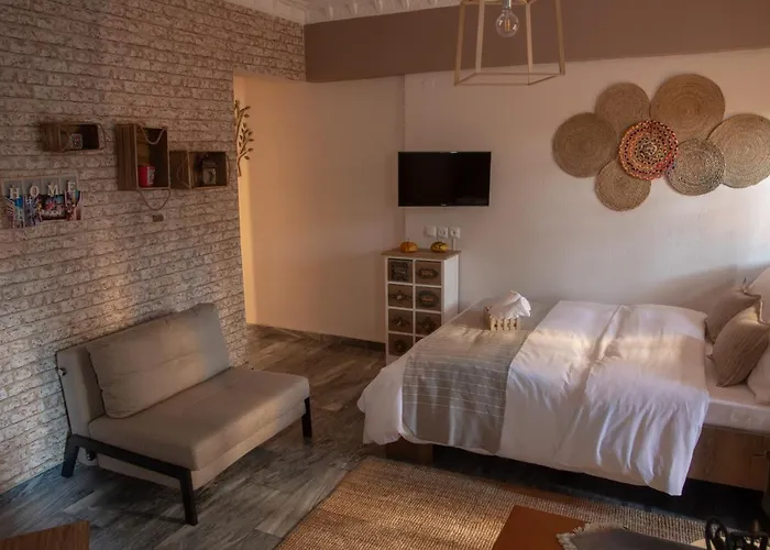 Cozy In Center With Private Parking! Apartman *